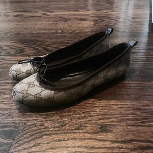 Gucci Flats